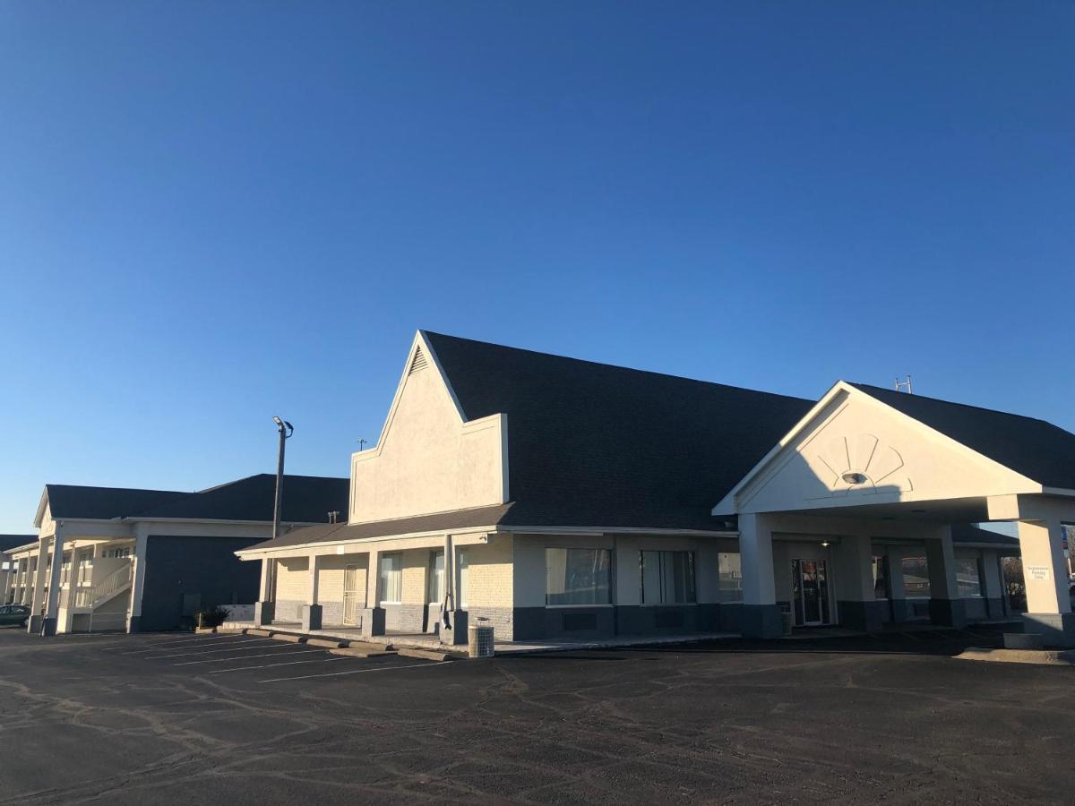Days Inn By Wyndham Indianapolis South Екстериор снимка